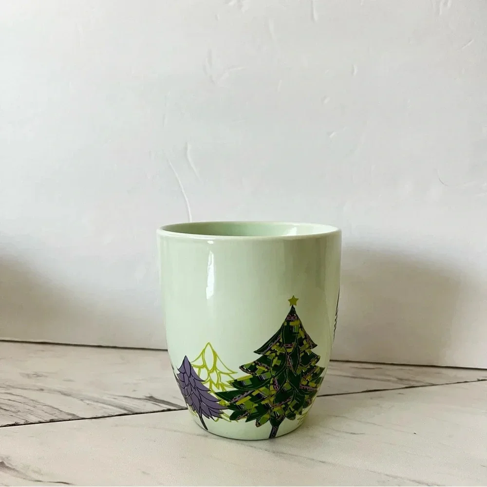 New without box, Starbucks Coffee Mug 16 Fl Oz. 2020 Holiday Christmas Pine Tree
